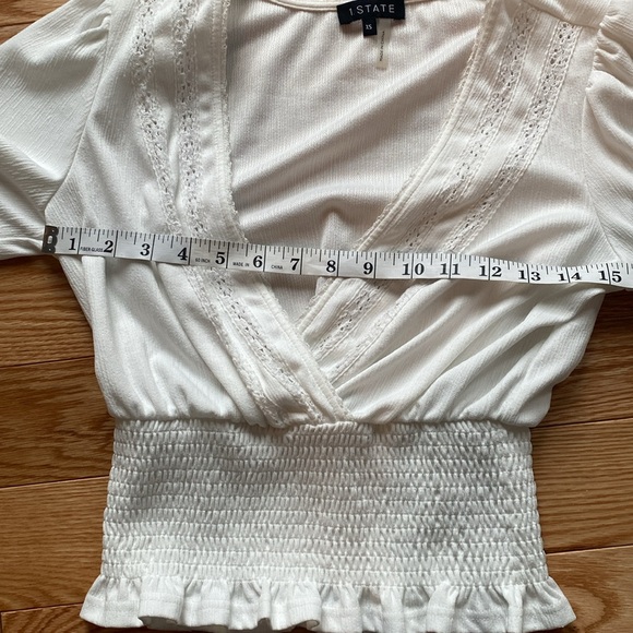 V neck top - Picture 4 of 10